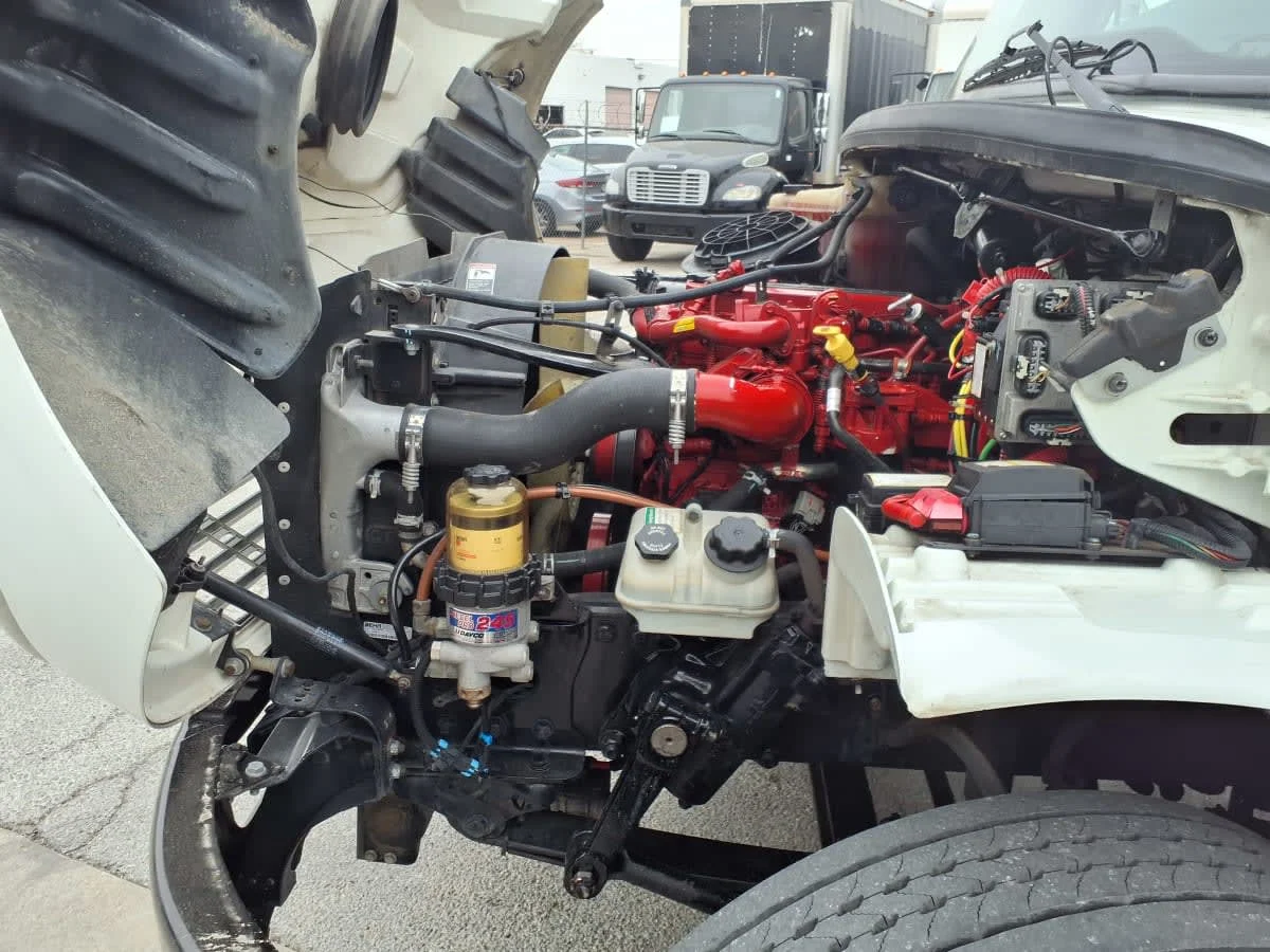 2018 Freightliner M2 106 - image 9