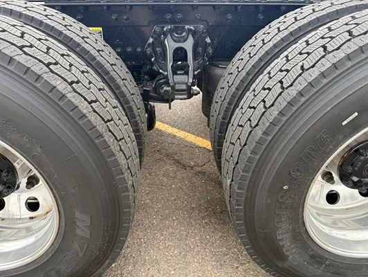 2027 Kenworth T680 in Denver, CO — photo 4