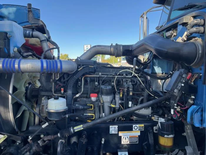 2020 Peterbilt 389 — photo 28