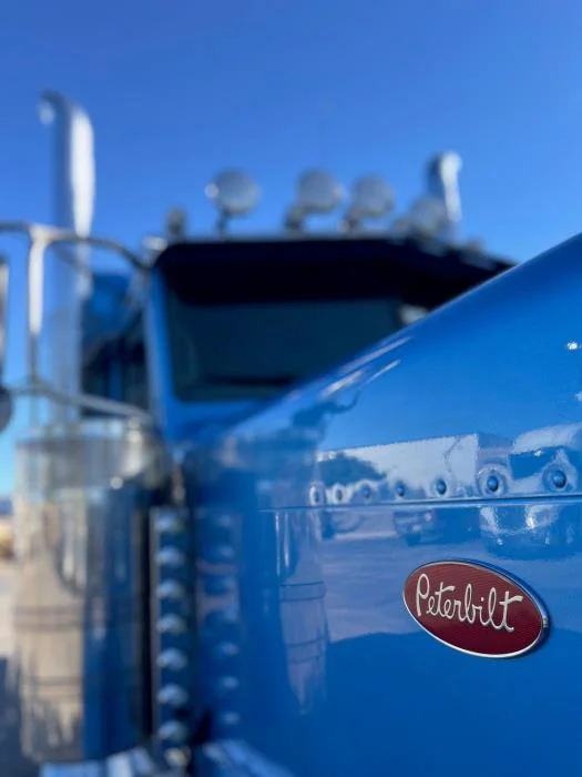2020 Peterbilt 389 — photo 30