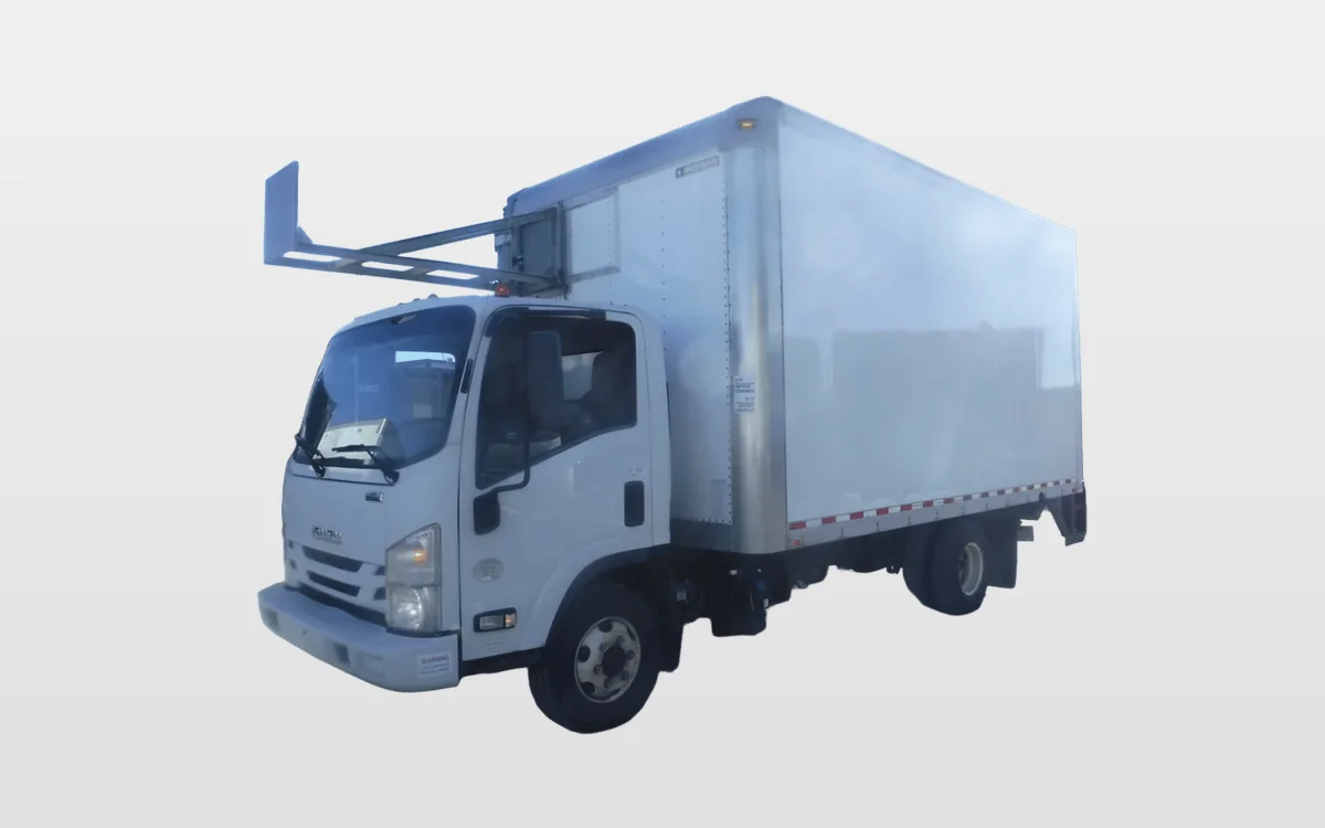 2017 Isuzu NPR - image 1