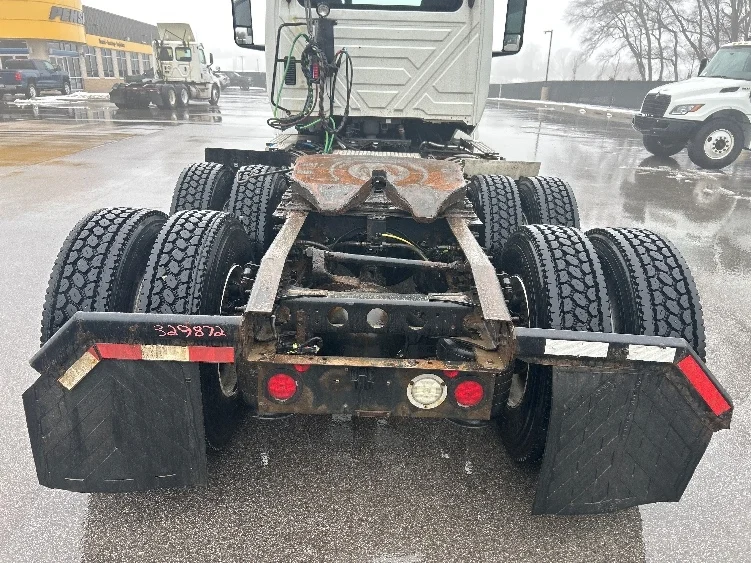 2019 International LT in Byron Center, MI — photo 6