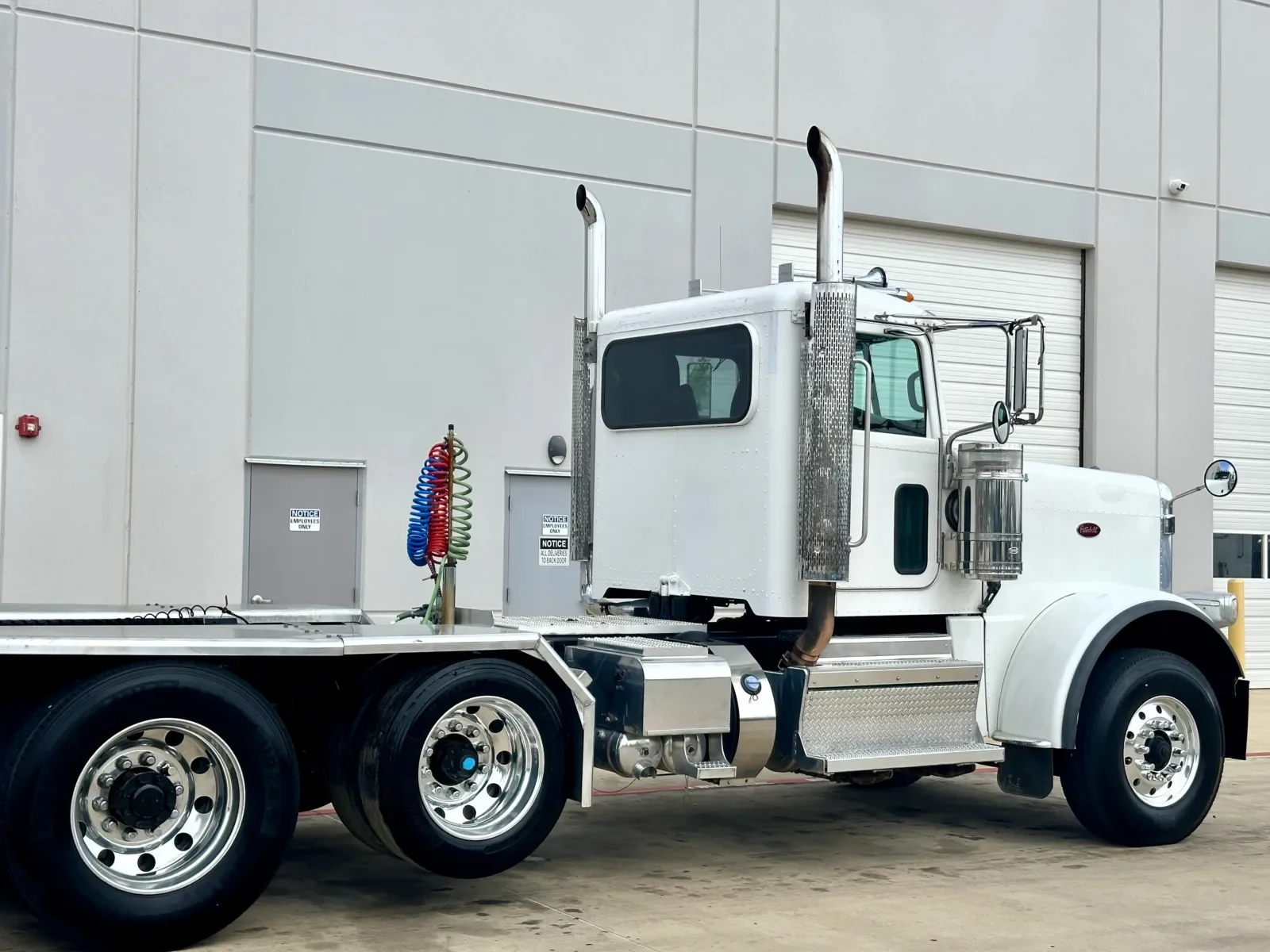 2019 Peterbilt 389 in Hutchins, TX — photo 7