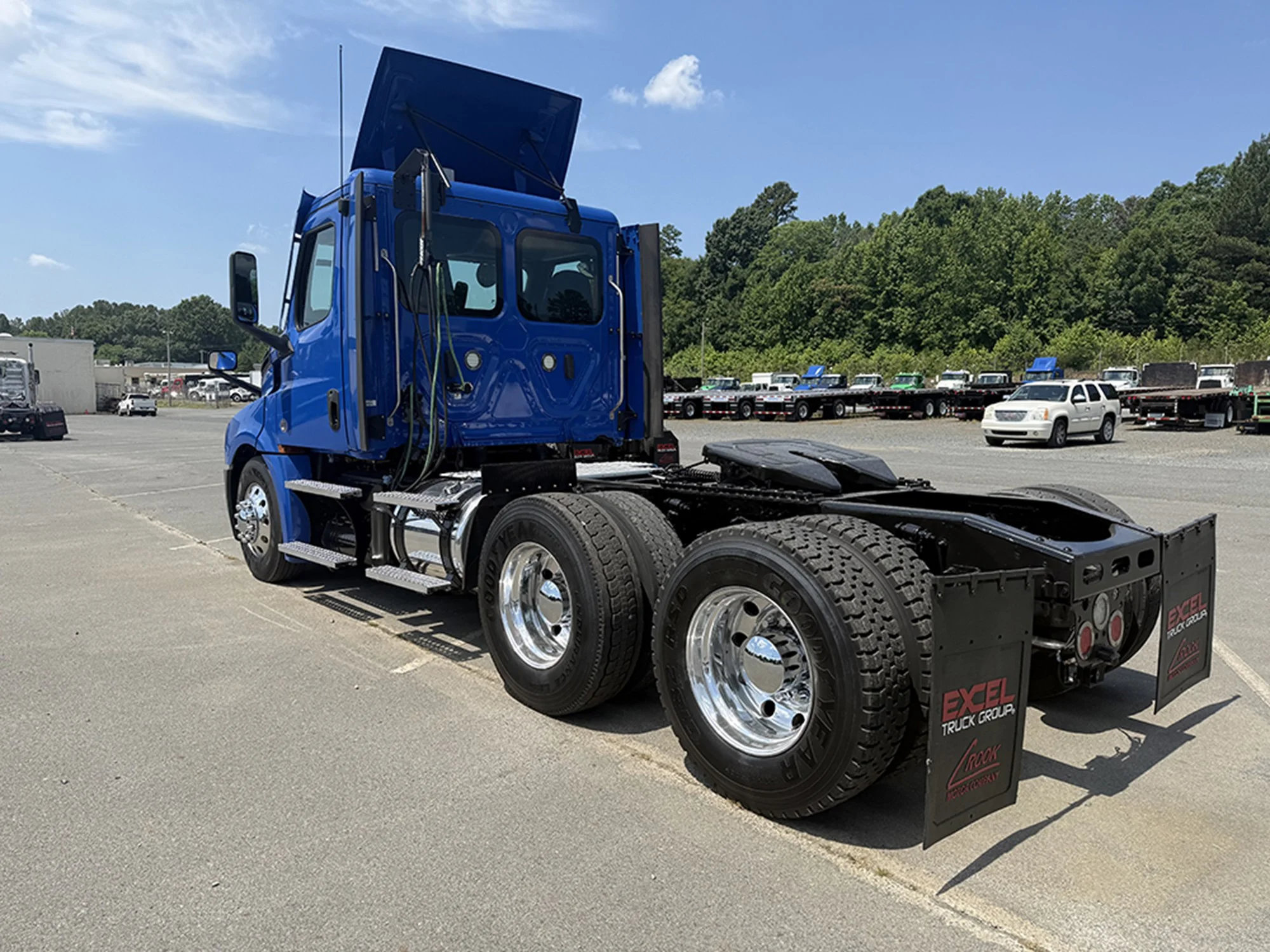 2020 Freightliner Cascadia in Roanoke, VA — photo 6