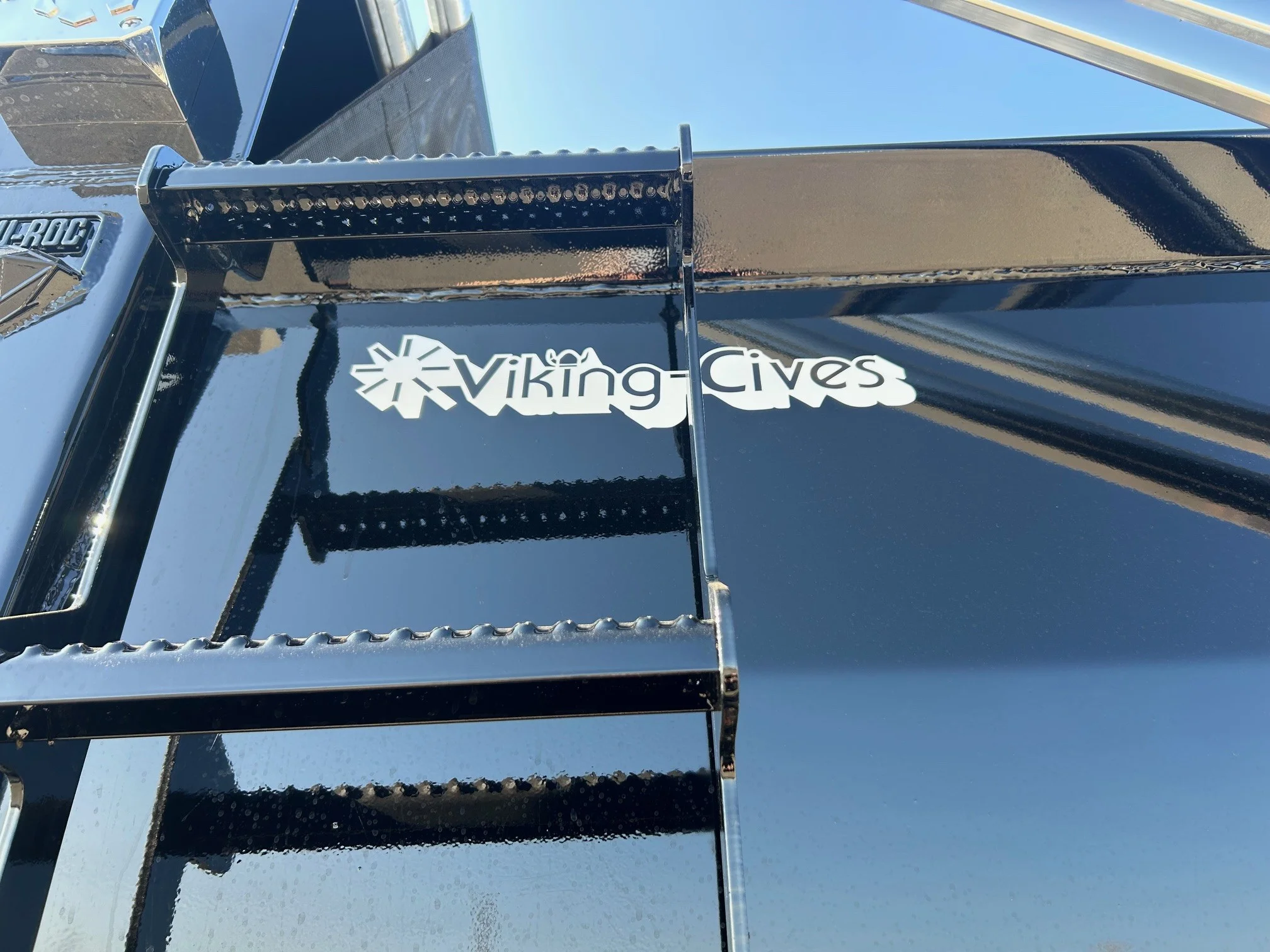 2025 Volvo VHD 300 in Spokane, WA — photo 20