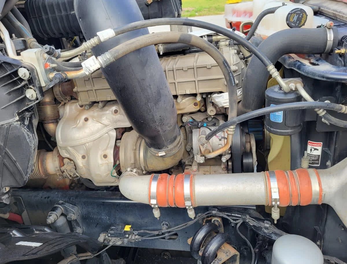 2020 Freightliner Cascadia in Jacksonville, FL — photo 10