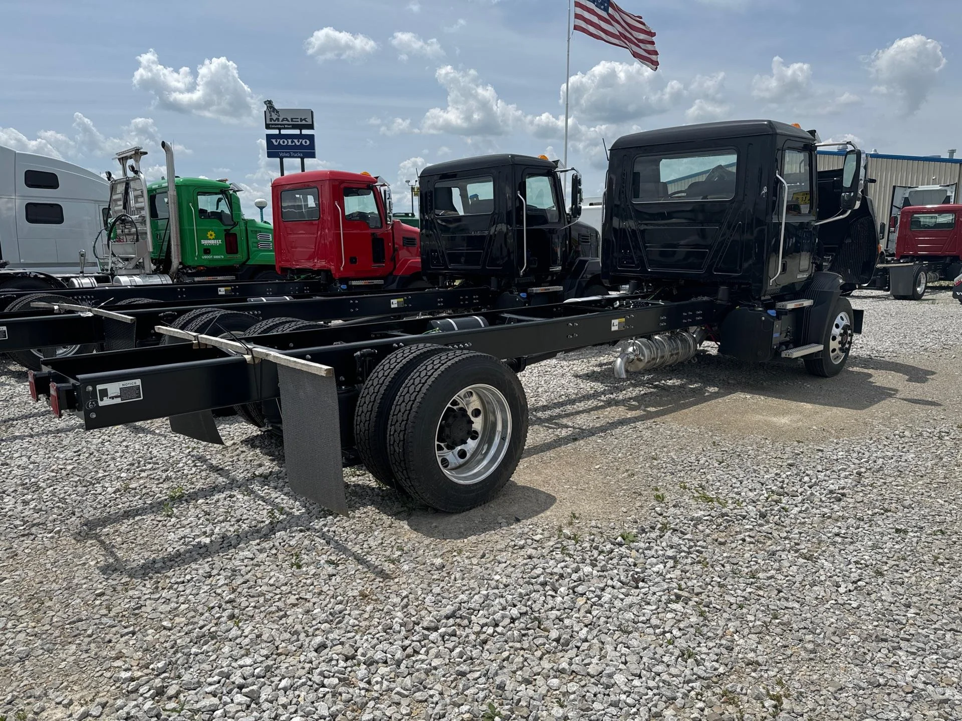 2025 Mack MD - image 8