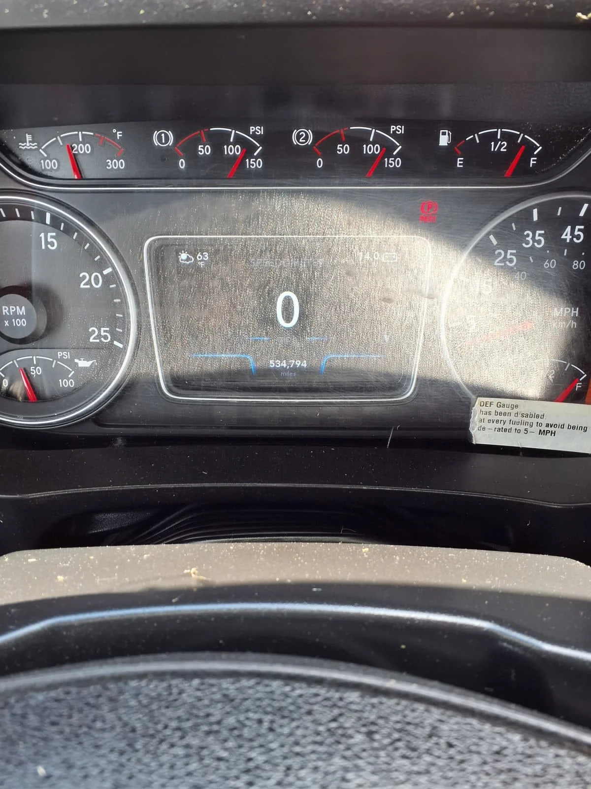 2019 International LT in Cleveland, OH — photo 12