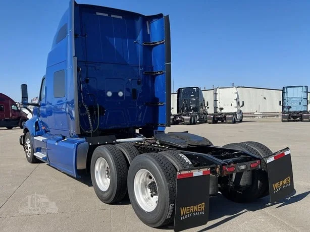 2022 International LT in Location: Laredo, TX — photo 4