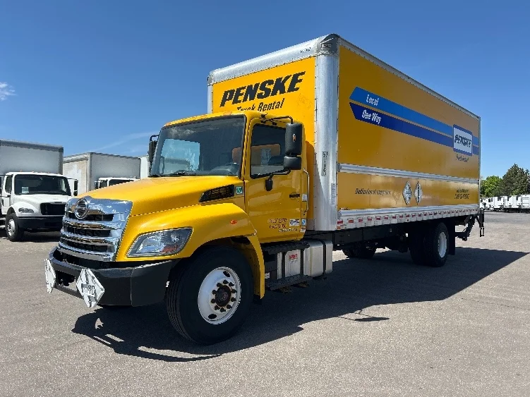2020 Hino 338 in Brooklyn Park, MN — photo 3