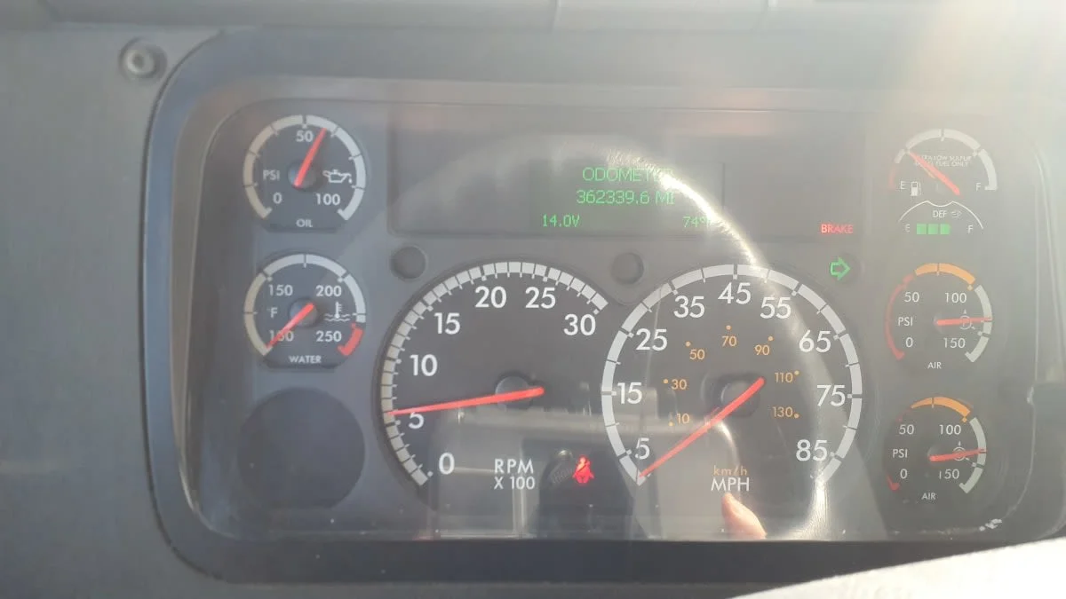 2020 Freightliner Cascadia in Springfield, MA — photo 10