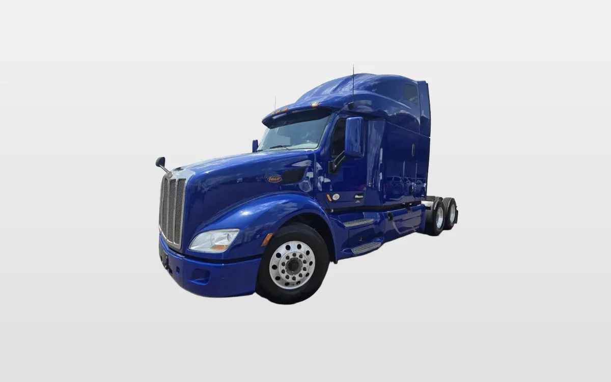 2022 Peterbilt 579 - image 1