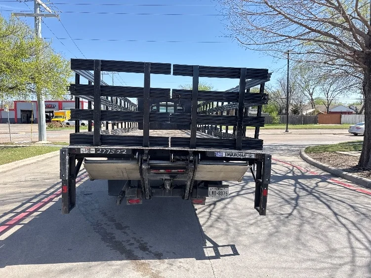 2019 International 4300 - image 7