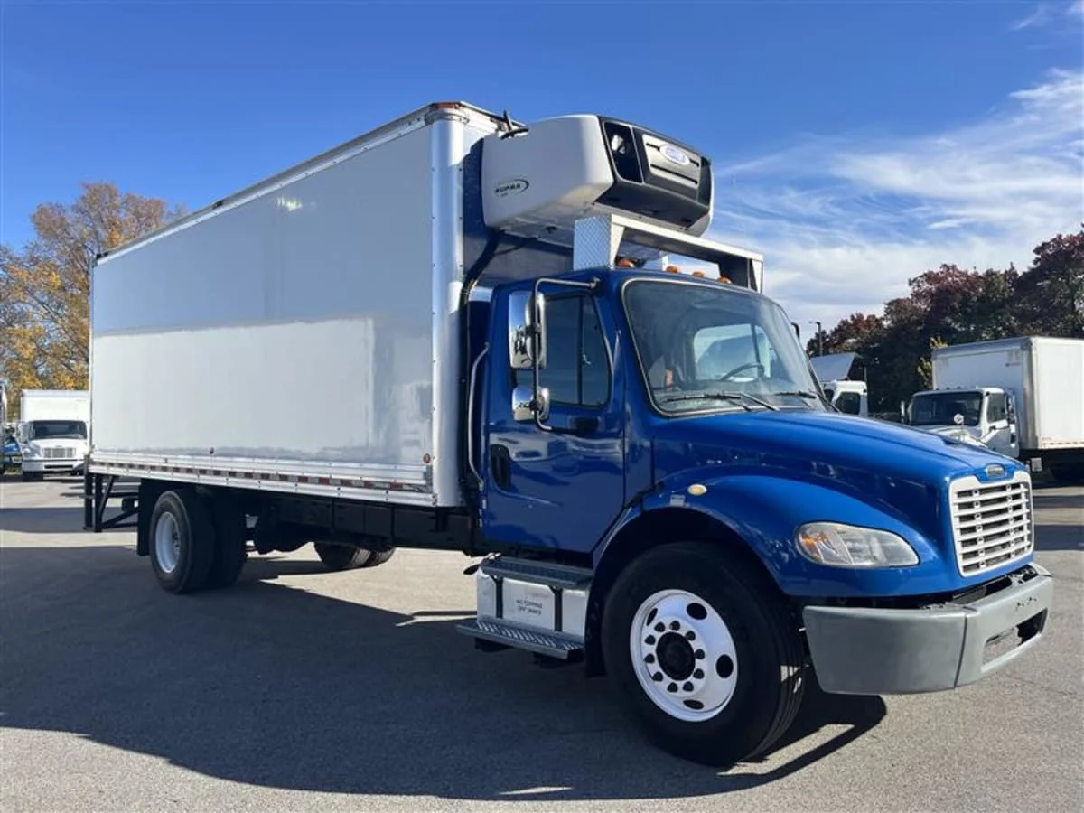 2018 Freightliner M2 106 in Beltsville, MD — photo 3