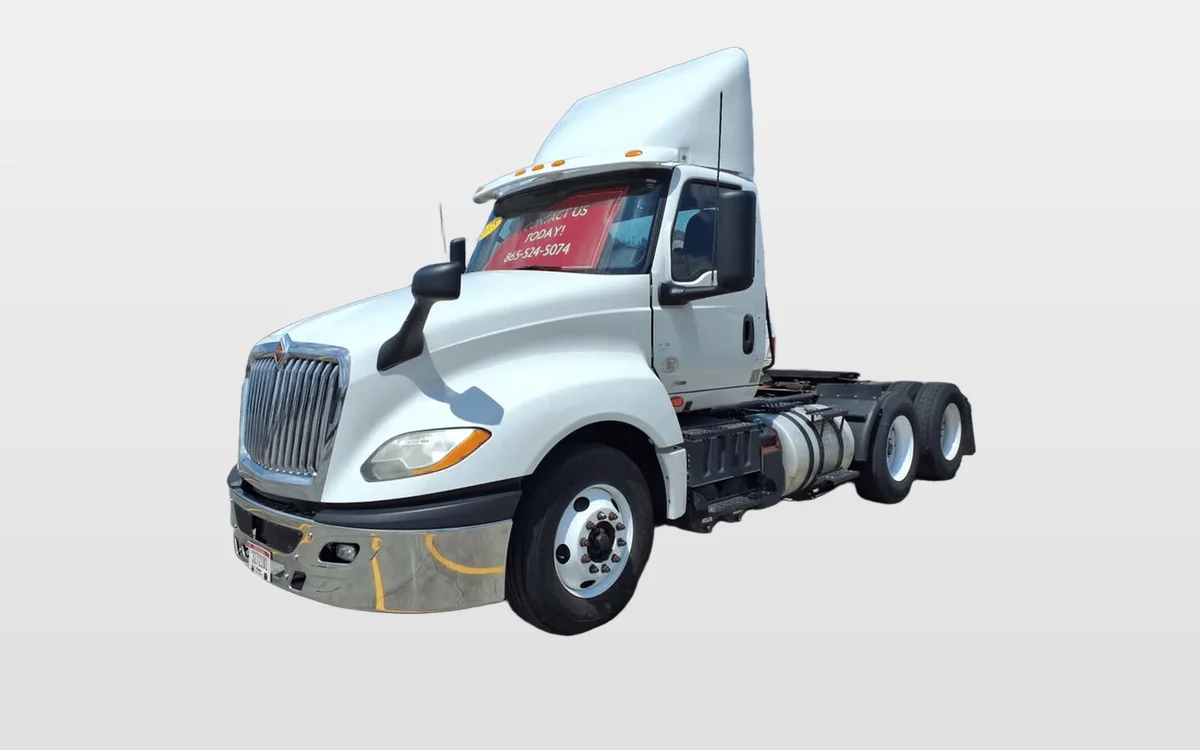 2018 International - image 1