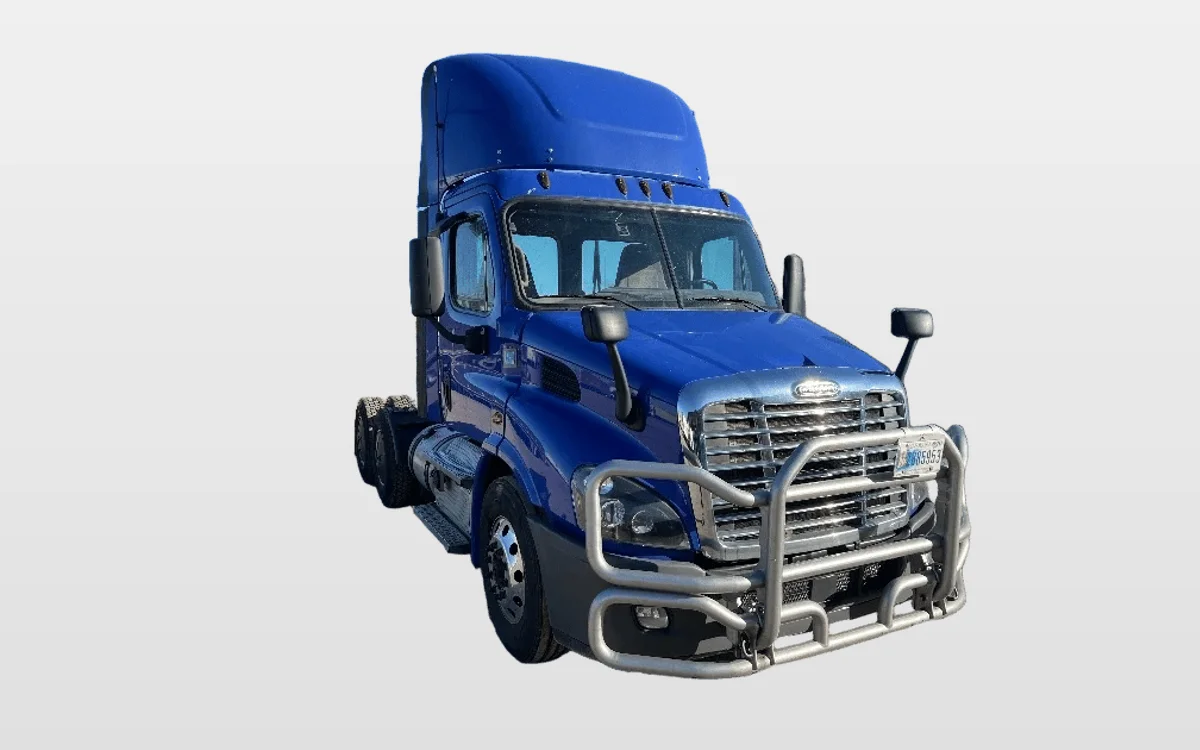 2020 Freightliner - image 1
