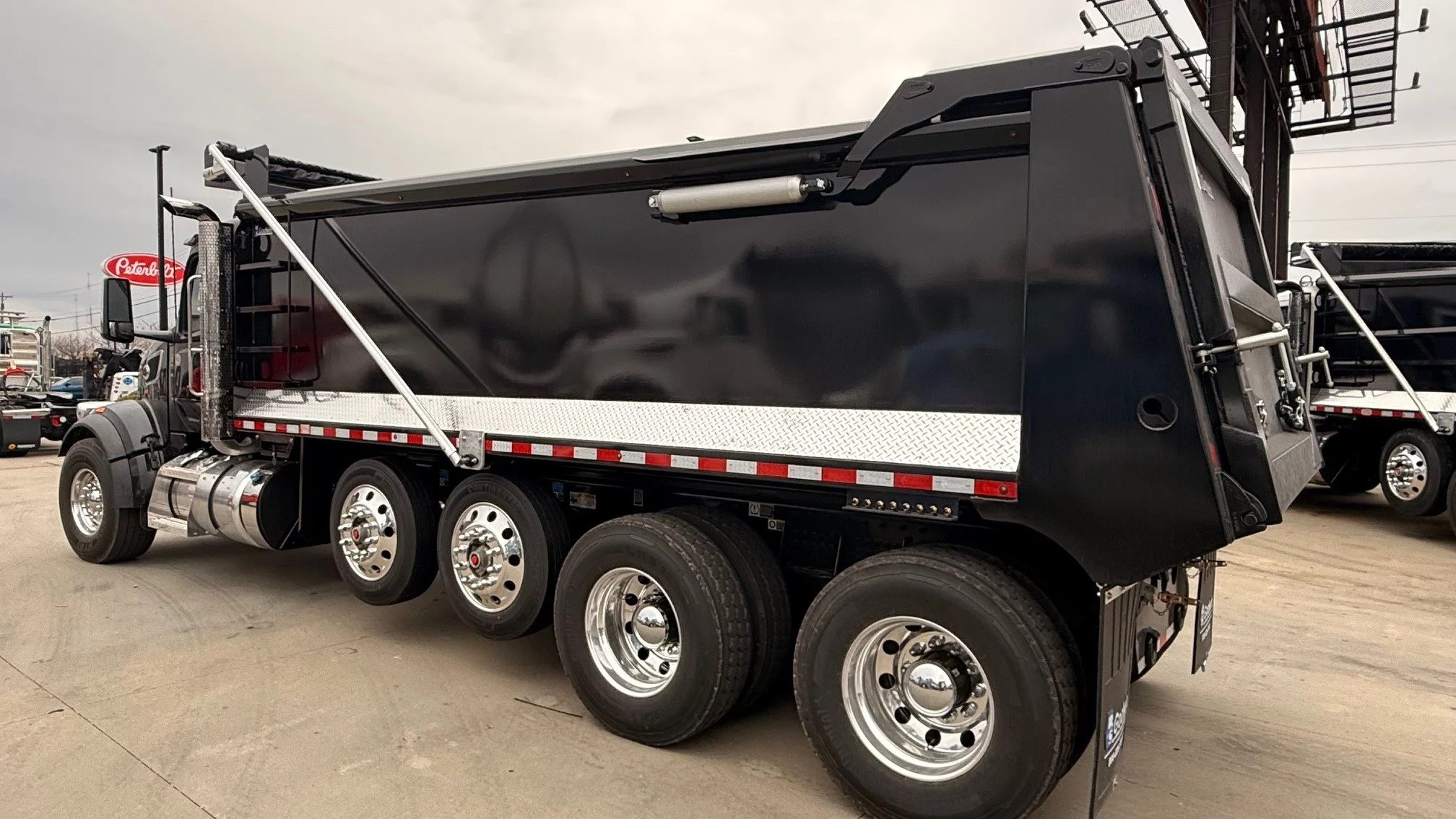 2026 Peterbilt 567 in Charlotte, NC — photo 3