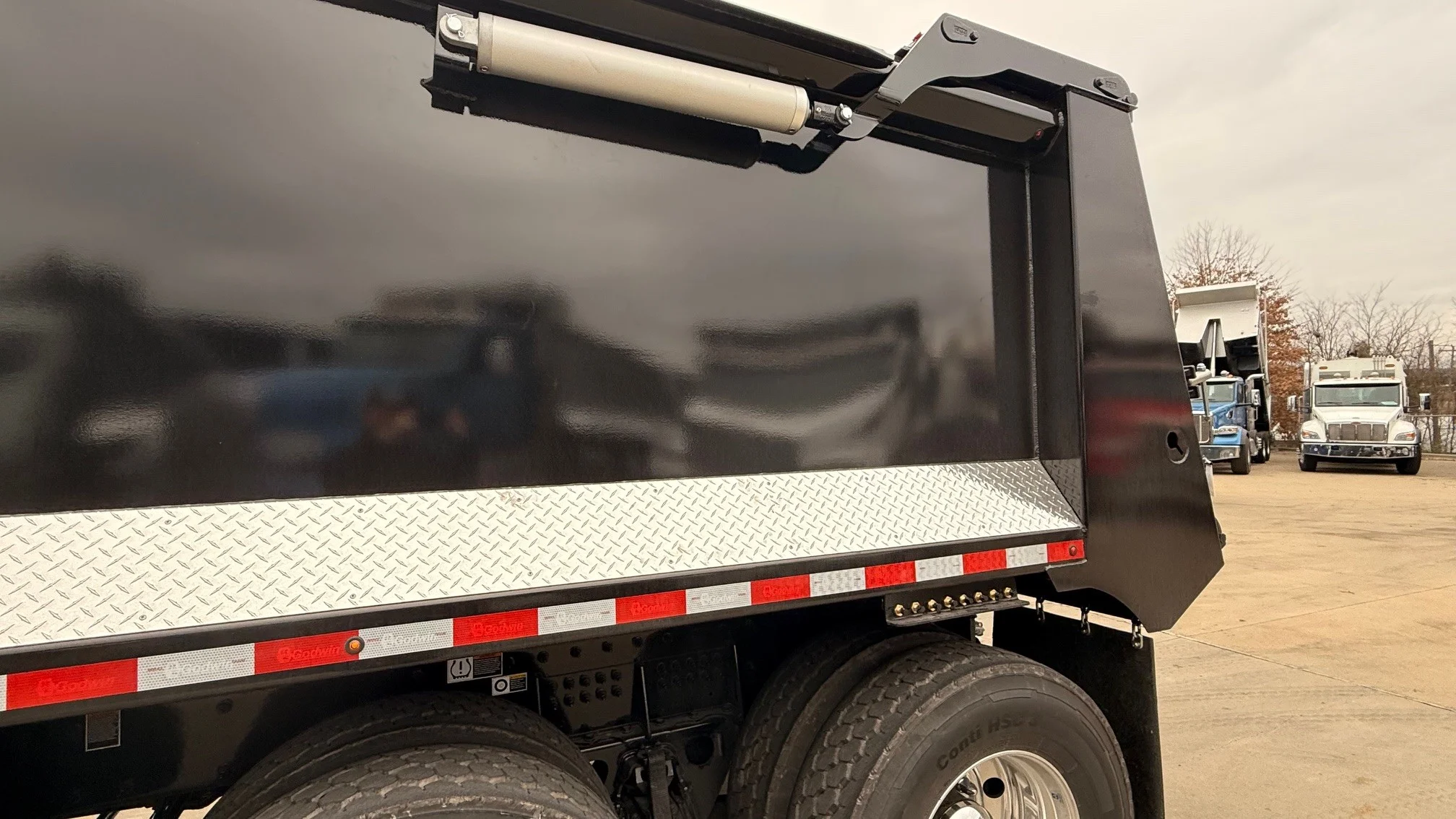 2026 Peterbilt 567 in Charlotte, NC — photo 12