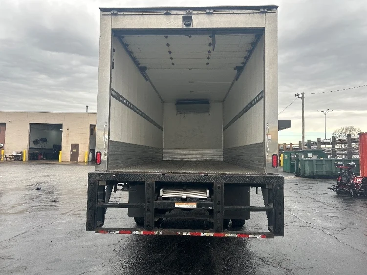2020 Freightliner M2 106 - image 8