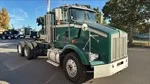 1999 Kenworth T800 - image 20