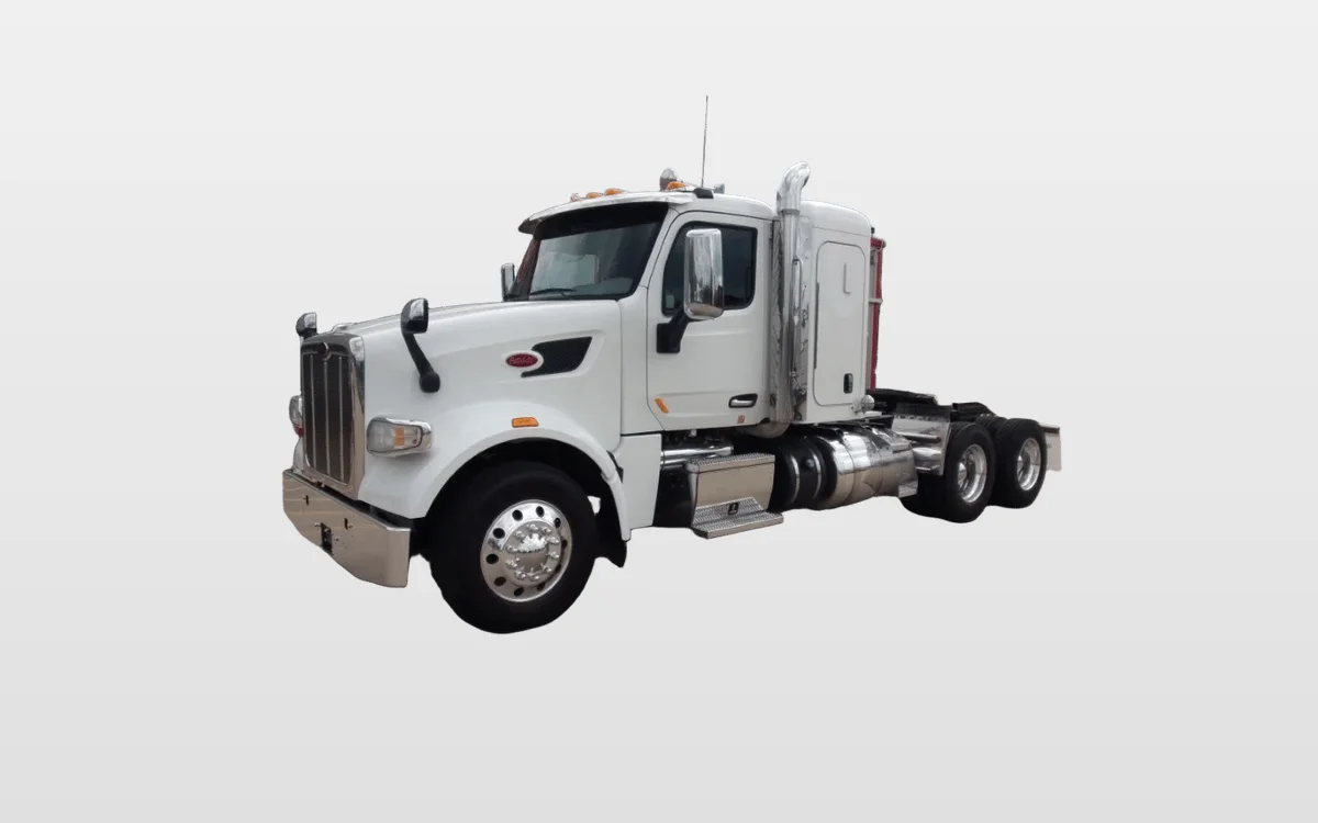 2019 PETERBILT 567 - image 1