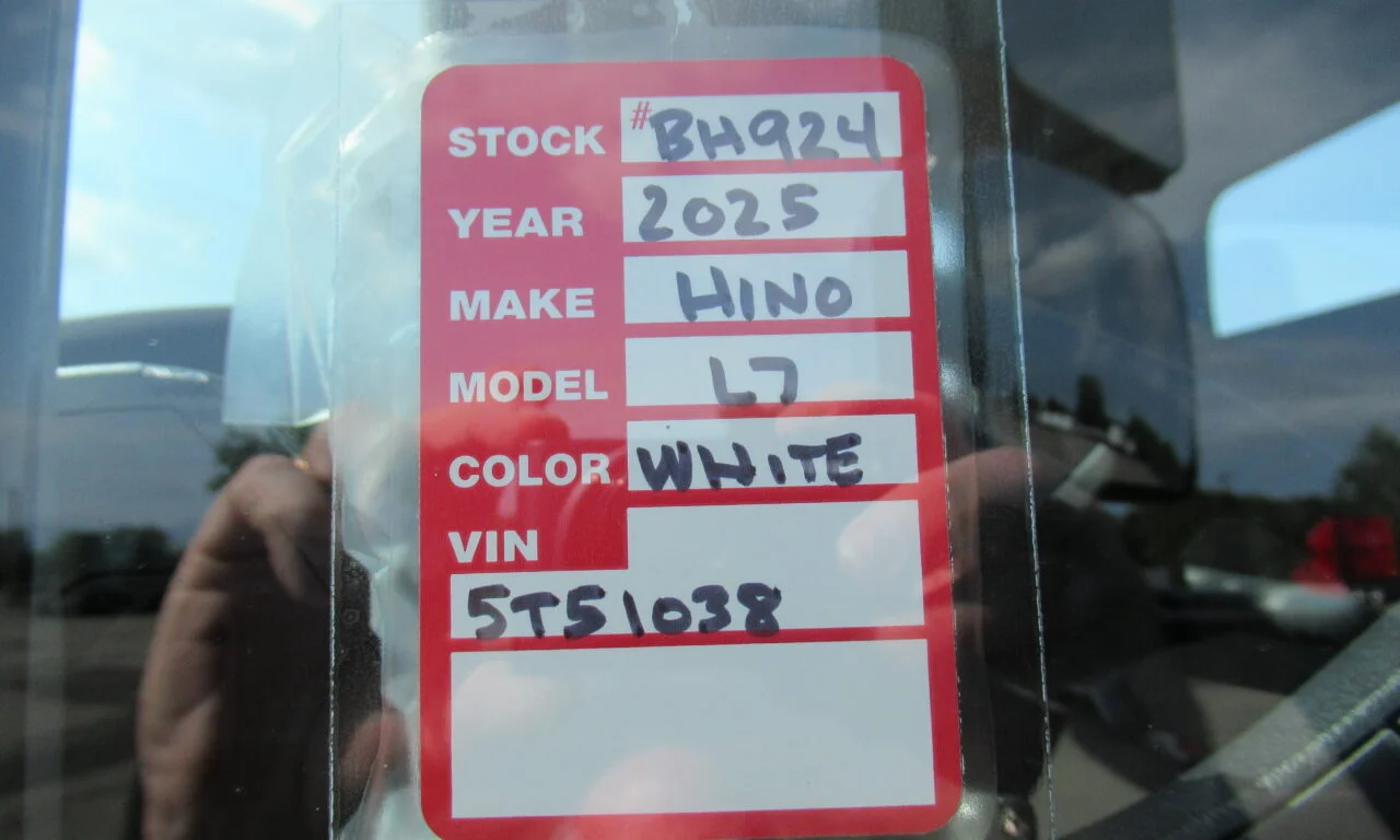 2025 Hino L7 in Buffalo, NY — photo 4