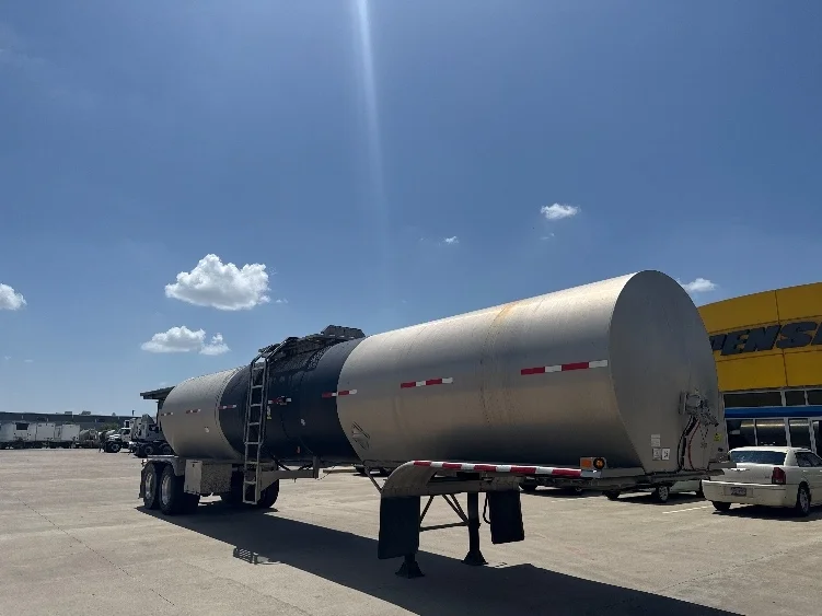 2021 Heil Trailer - image 1