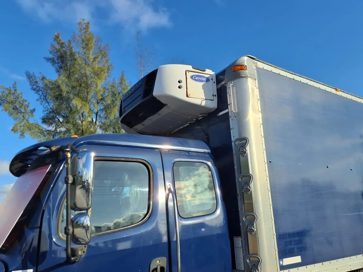 2014 Freightliner M2 106 - image 7