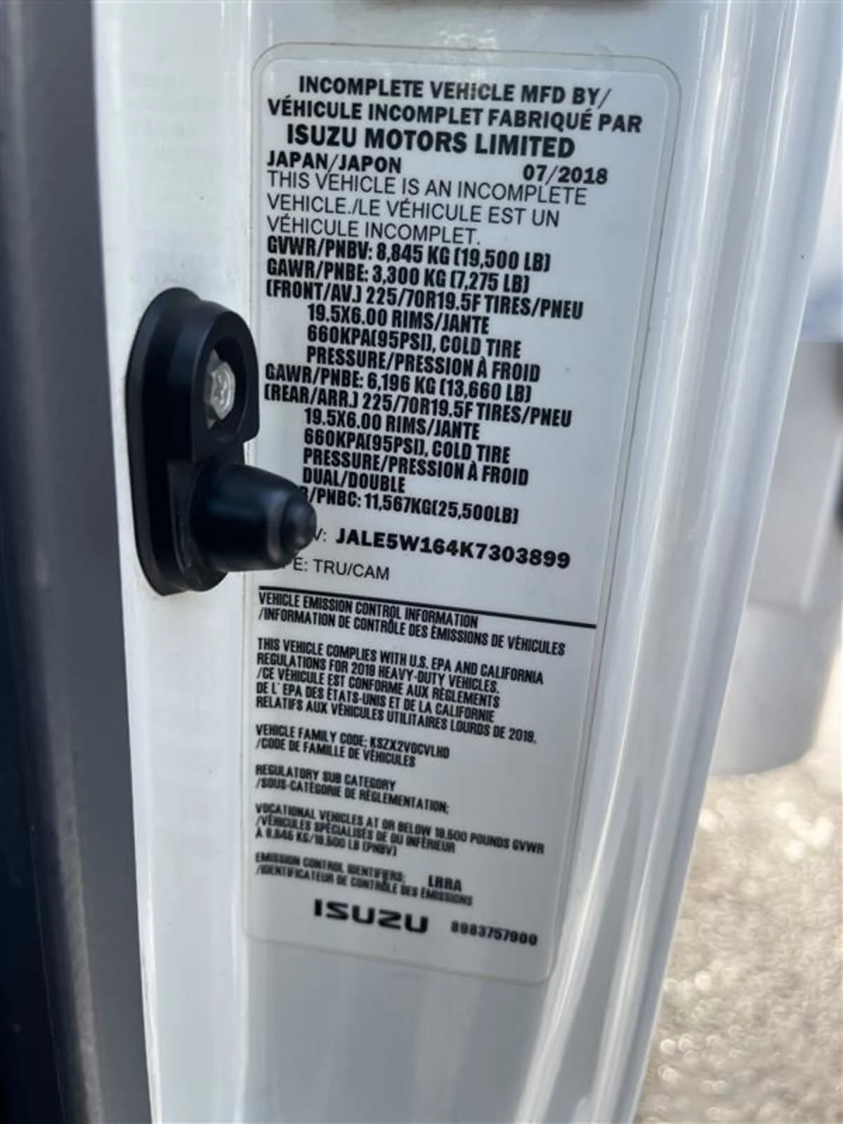2019 Isuzu NRR in Ashland, VA — photo 11