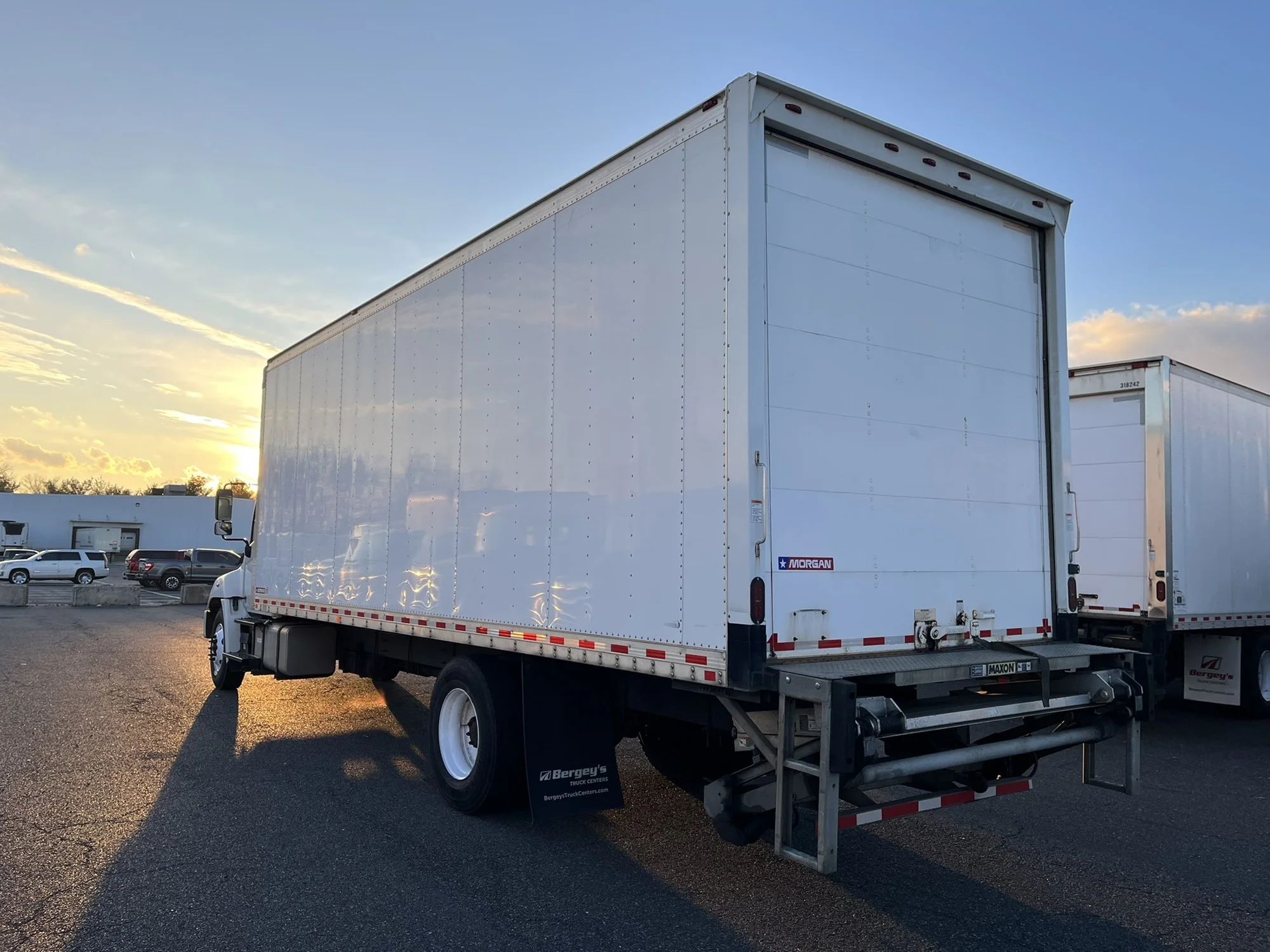 2020 Hino 338 in Trenton, NJ — photo 6