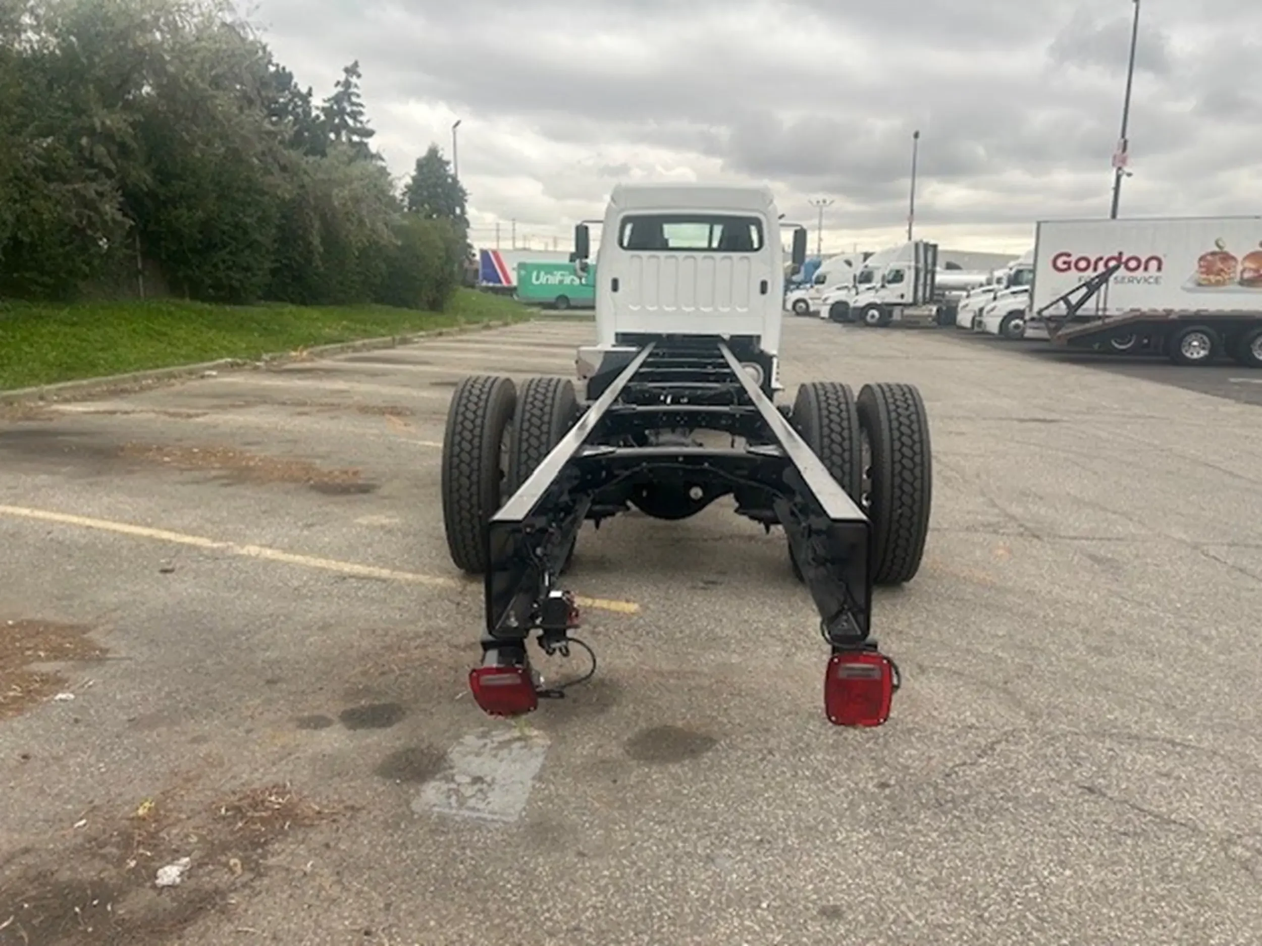 2026 Freightliner M2 106 - image 5