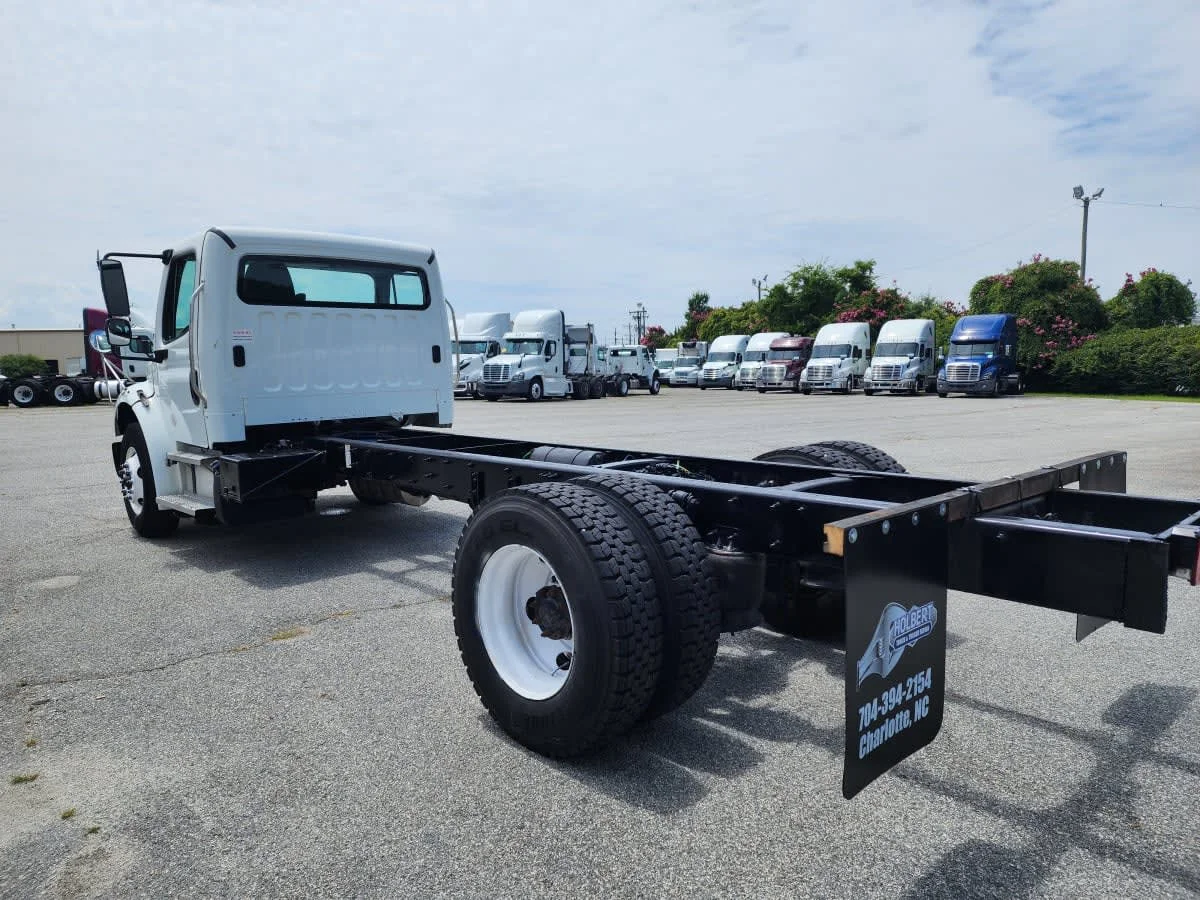 2018 Freightliner M2 106 in Greensboro, NC — photo 6