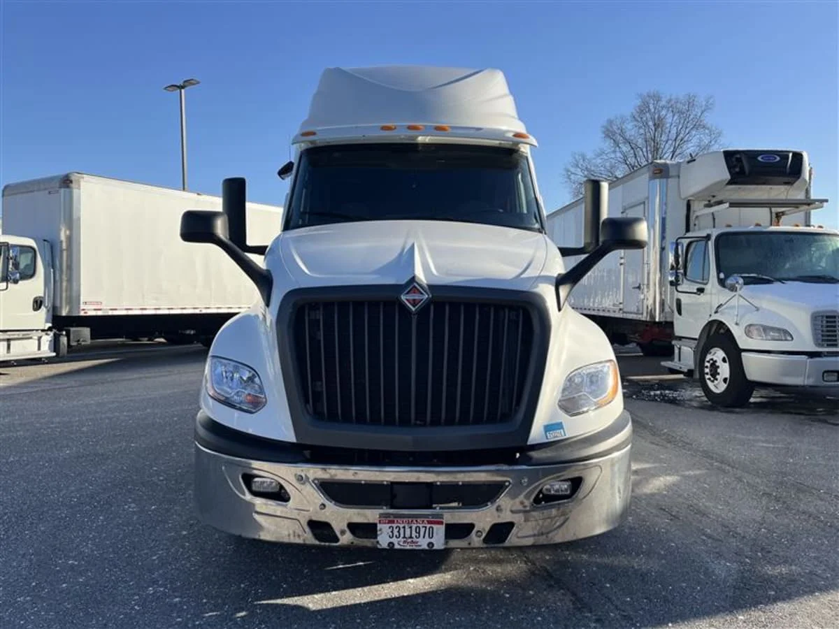 2019 International LT in Beltsville, MD — photo 2