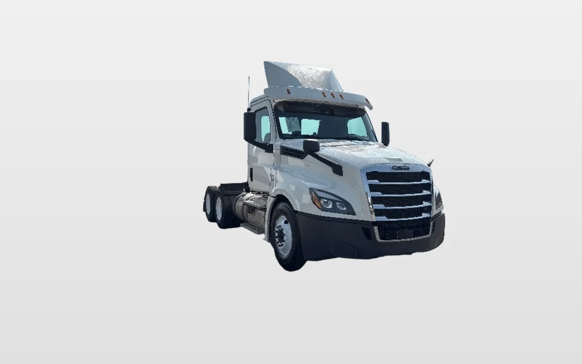 2019 Freightliner - image 1