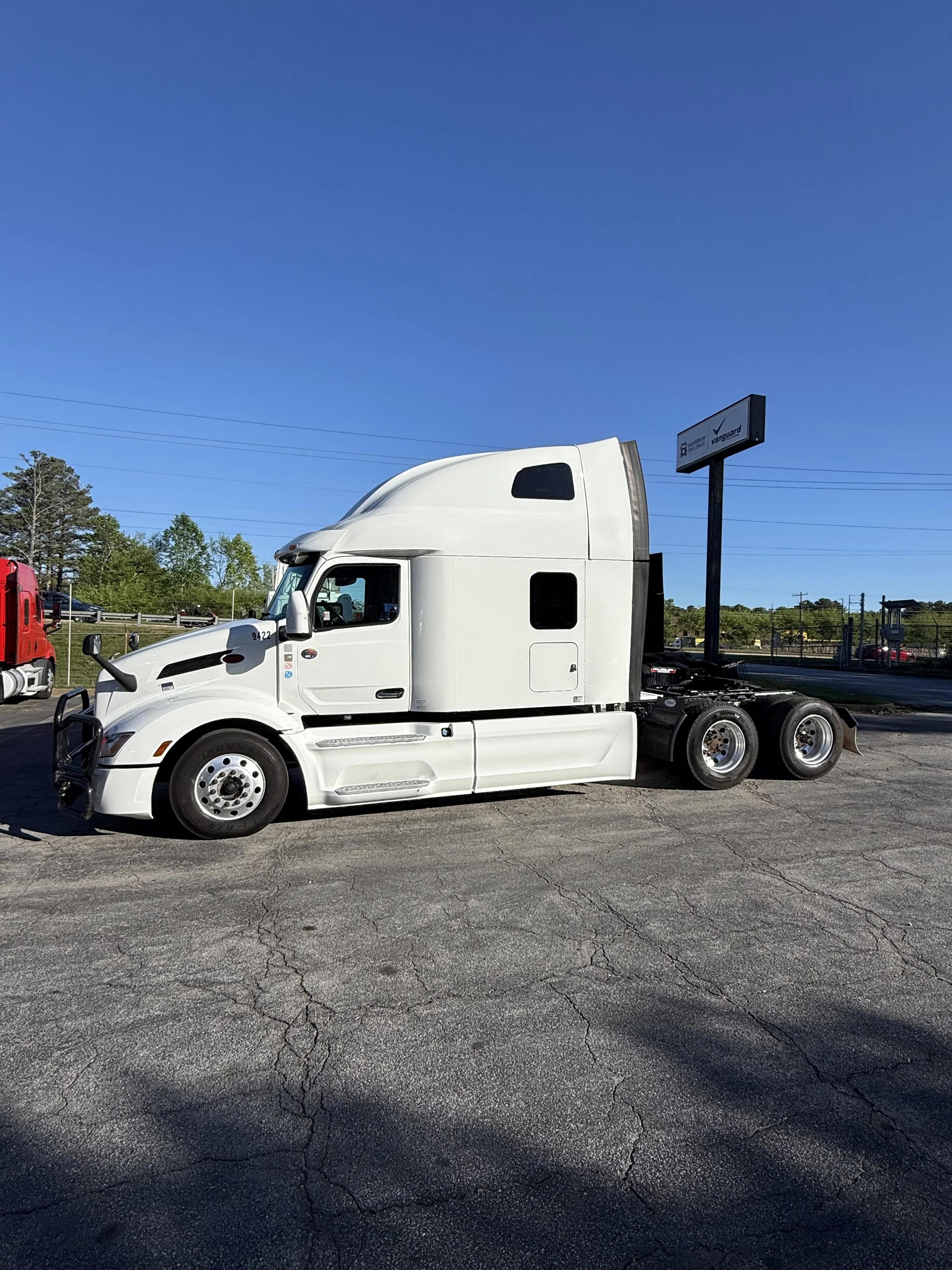 2023 Peterbilt 579 in Guardian Atlanta — photo 8
