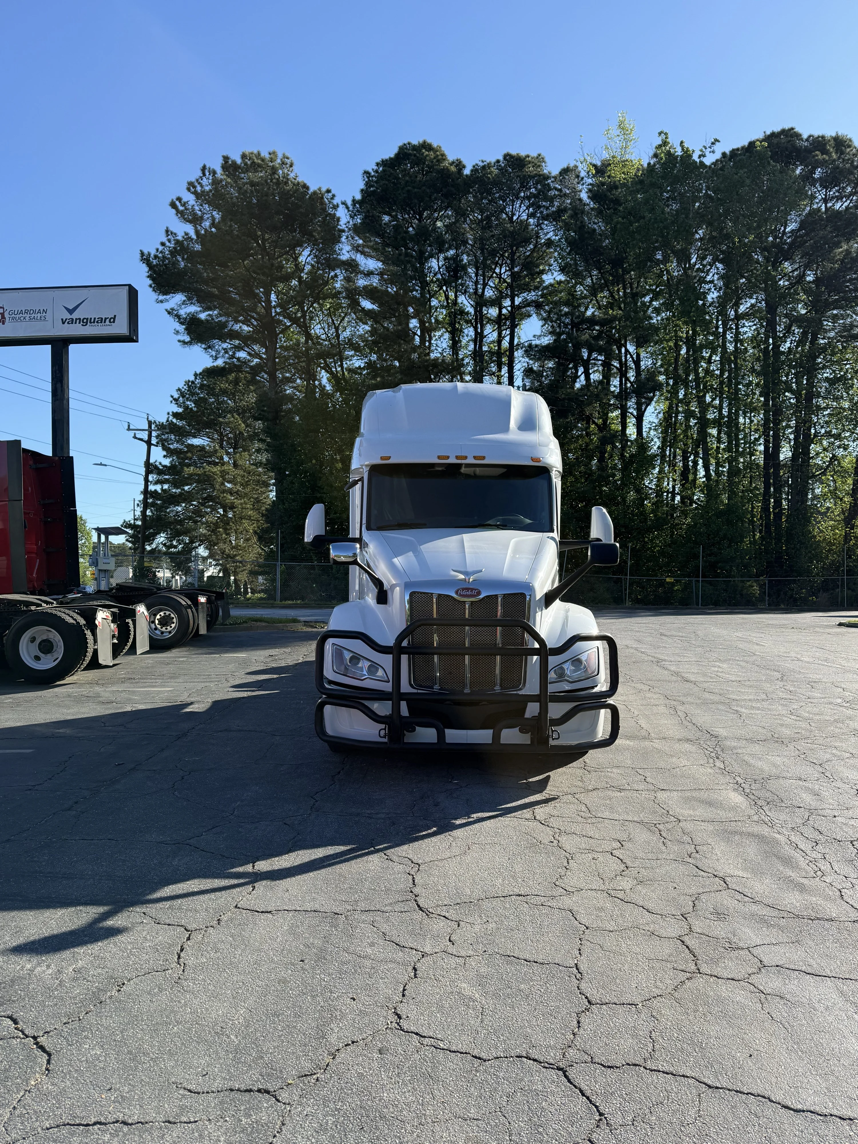 2023 Peterbilt 579 in Guardian Atlanta — photo 2