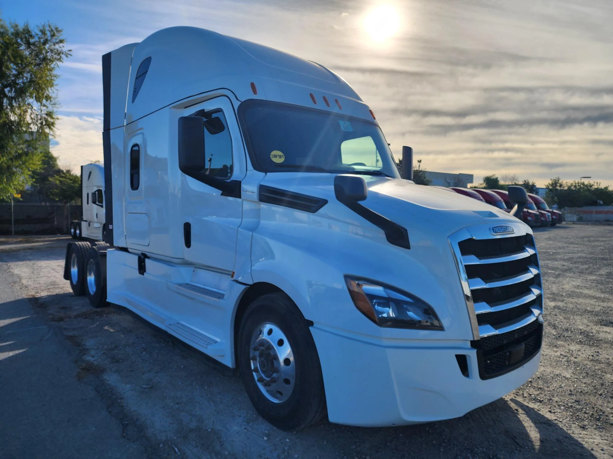 2020 Freightliner Cascadia in San Diego, CA — photo 7