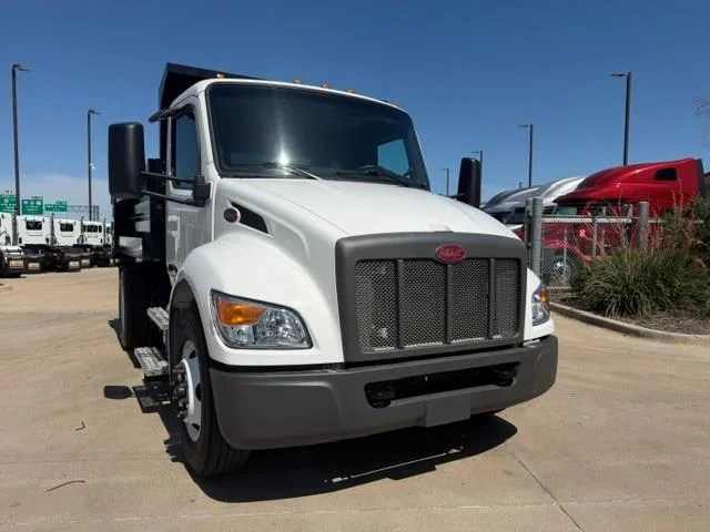 2025 Peterbilt 536 — photo 17