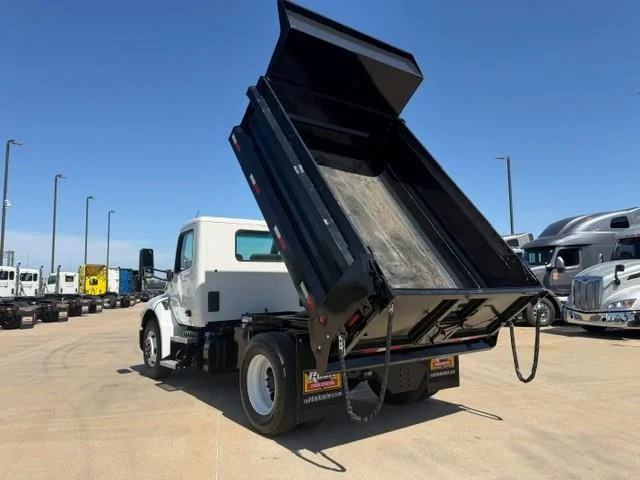 2025 Peterbilt 536 — photo 44