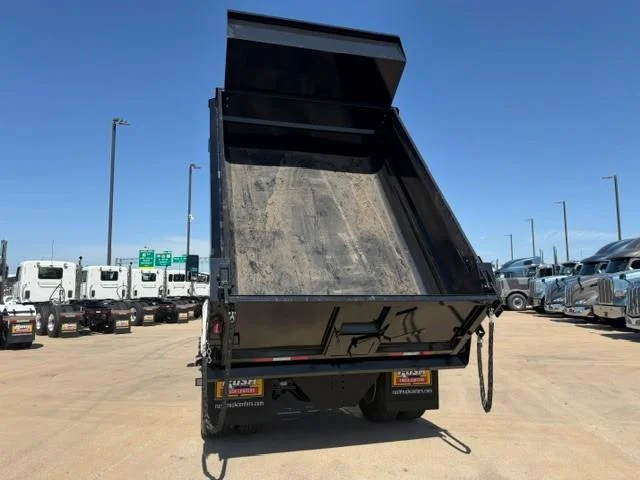 2025 Peterbilt 536 — photo 45