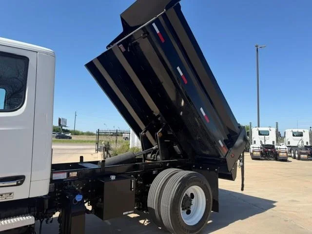 2025 Peterbilt 536 — photo 42