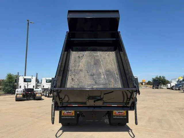 2025 Peterbilt 536 — photo 46