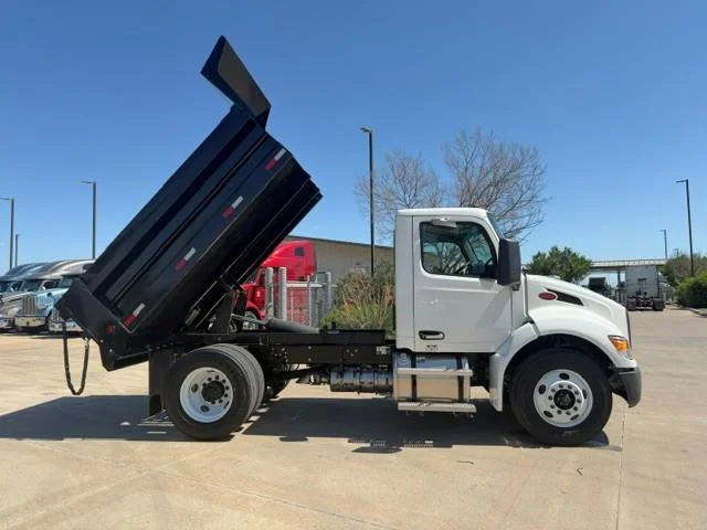 2025 Peterbilt 536 — photo 40