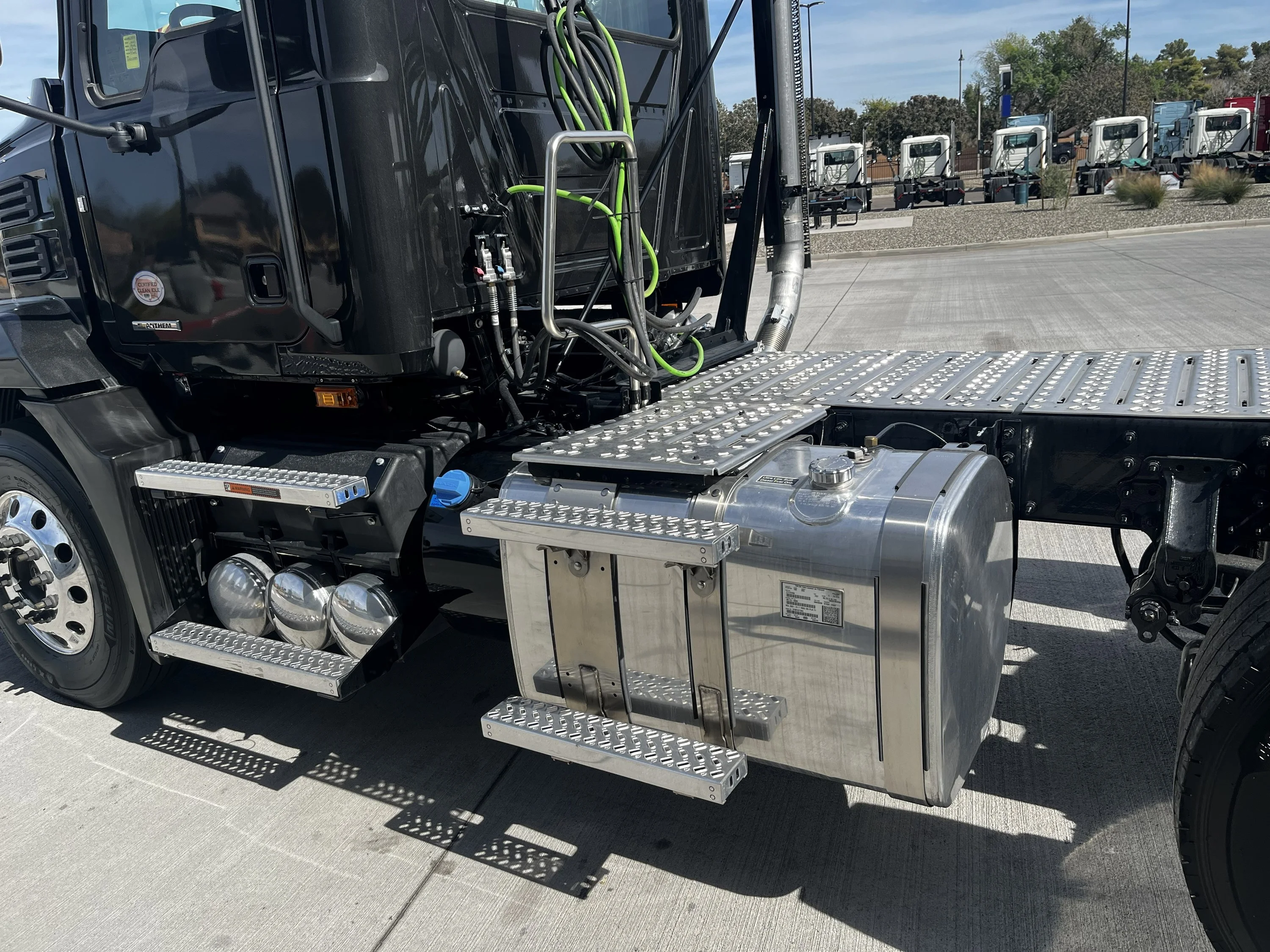 2025 Mack Anthem in Tolleson, AZ — photo 6