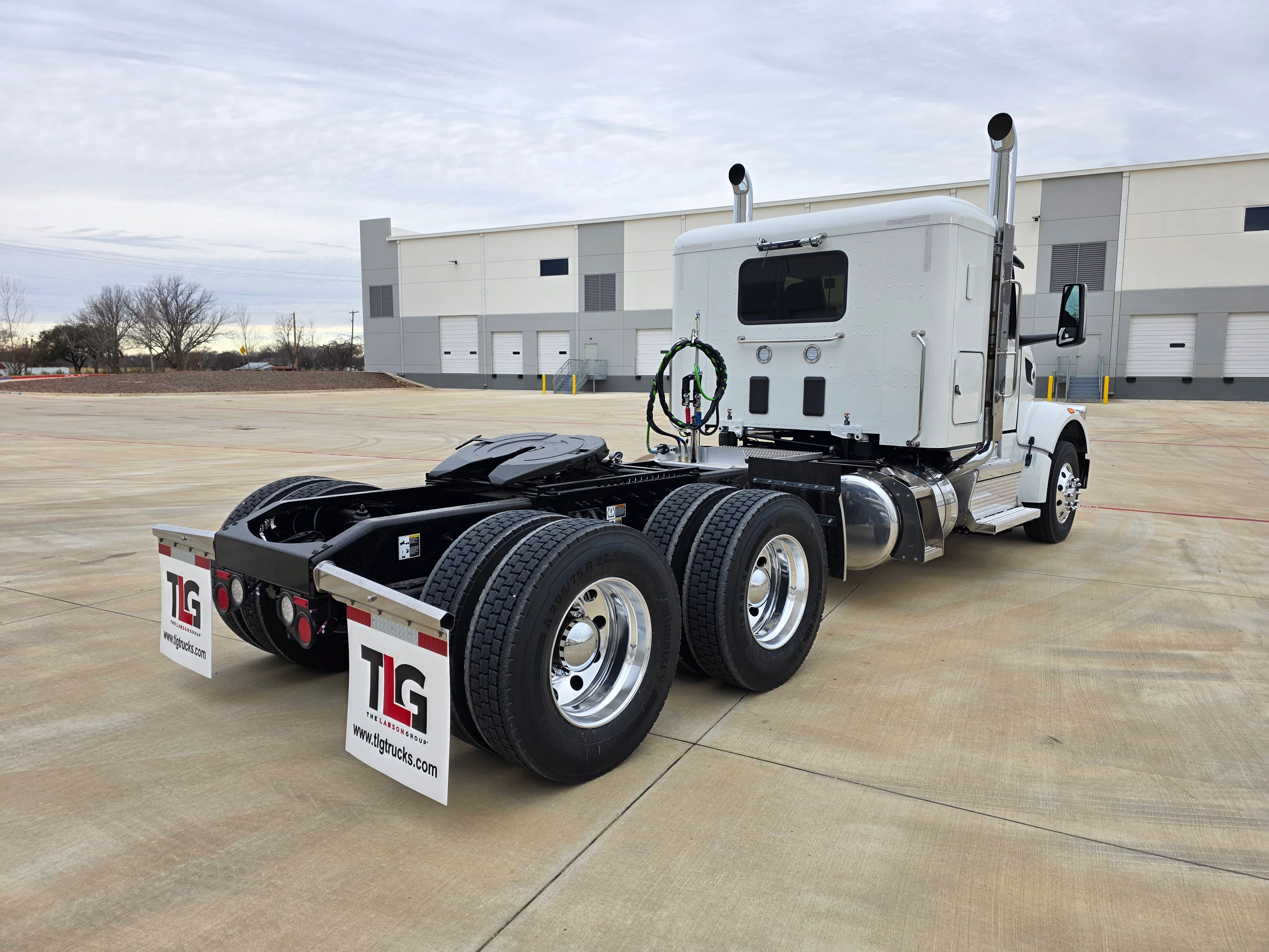 2027 Peterbilt 567 in Joplin, MO — photo 5