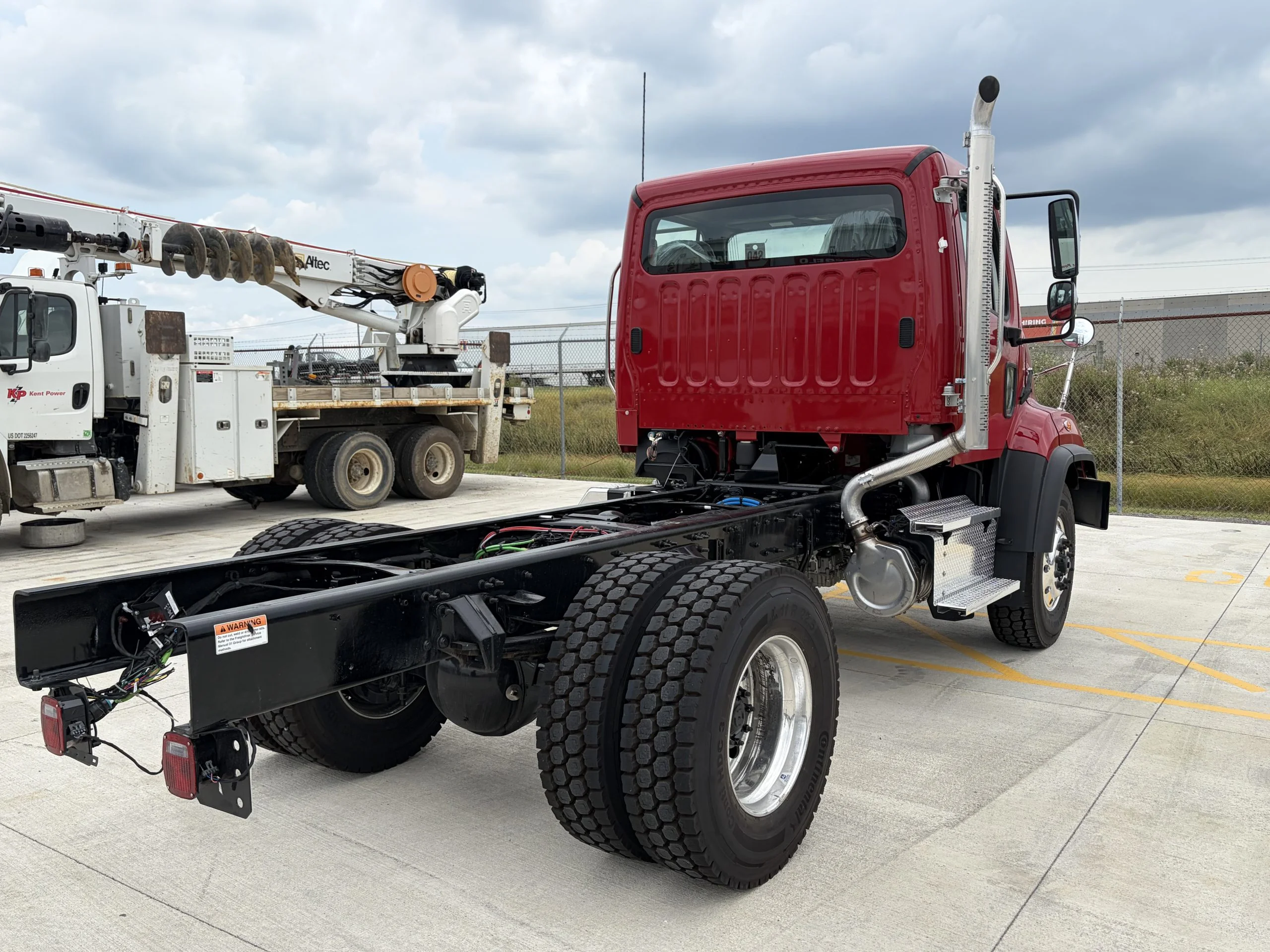 2027 Freightliner M2 106 in Lima, OH — photo 4