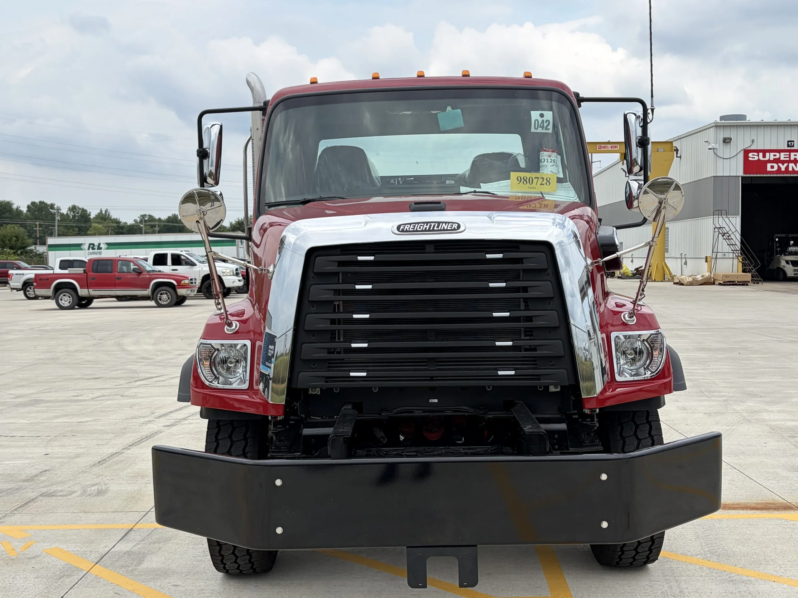 2027 Freightliner M2 106 in Lima, OH — photo 2
