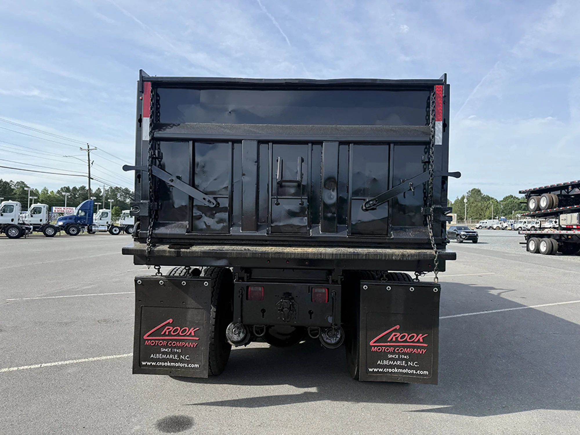 2015 Freightliner 114SD - image 5