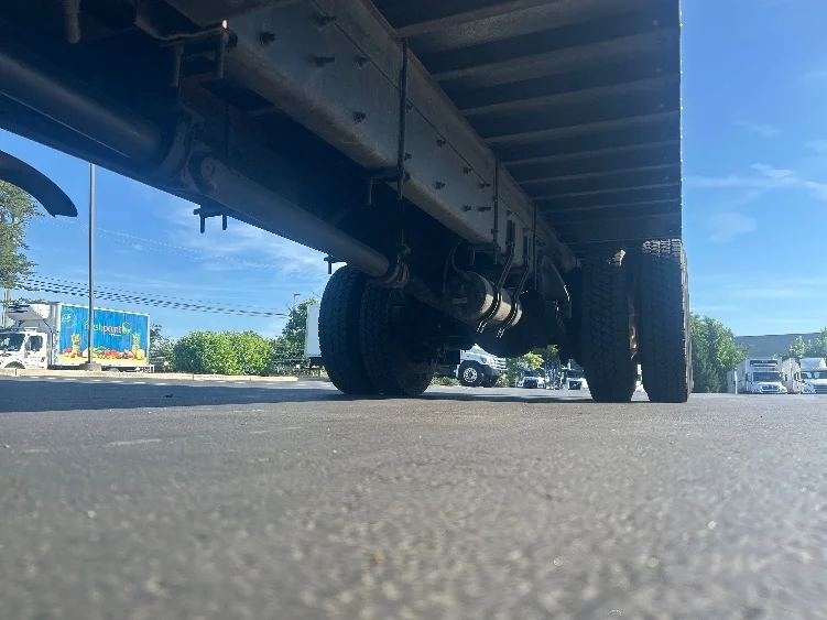2019 Freightliner eM2 in Jessup, MD — photo 5
