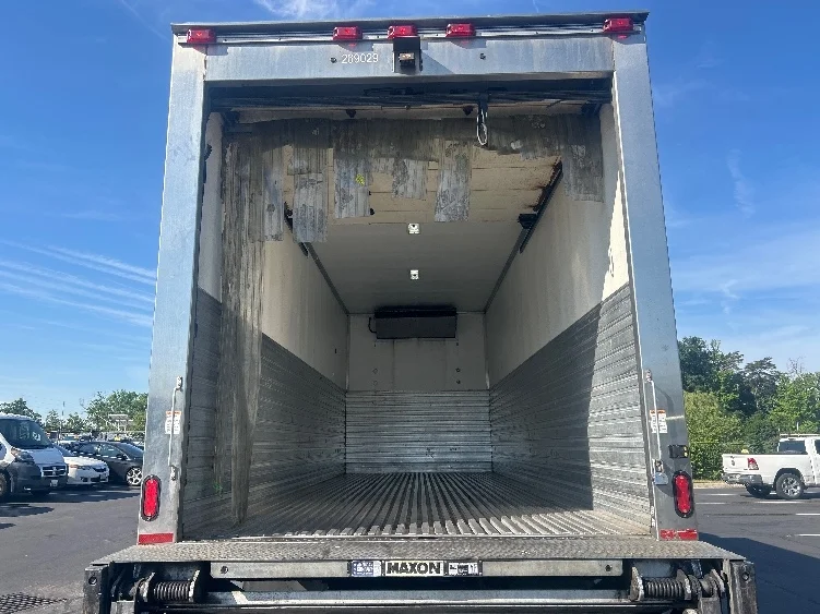 2019 Freightliner eM2 in Jessup, MD — photo 8